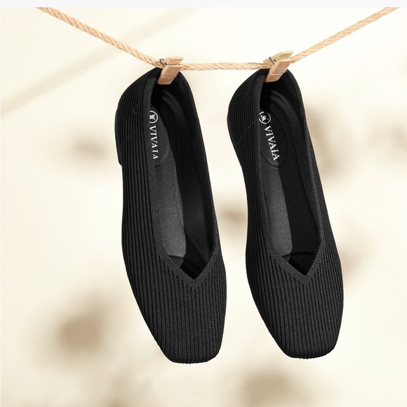 Vivaia Square-Toe V-Cut Flats (Margot 2.0) 6.5 Wide width - Picture 2 of 9